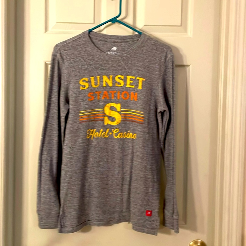 SPORTIQE premium brand apparels Small grey with sunset station casino logo